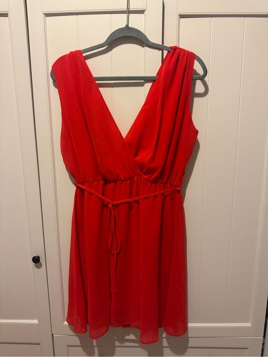 Dresses & Skirts - Red V-Neck Sleeveless Women’s Dress